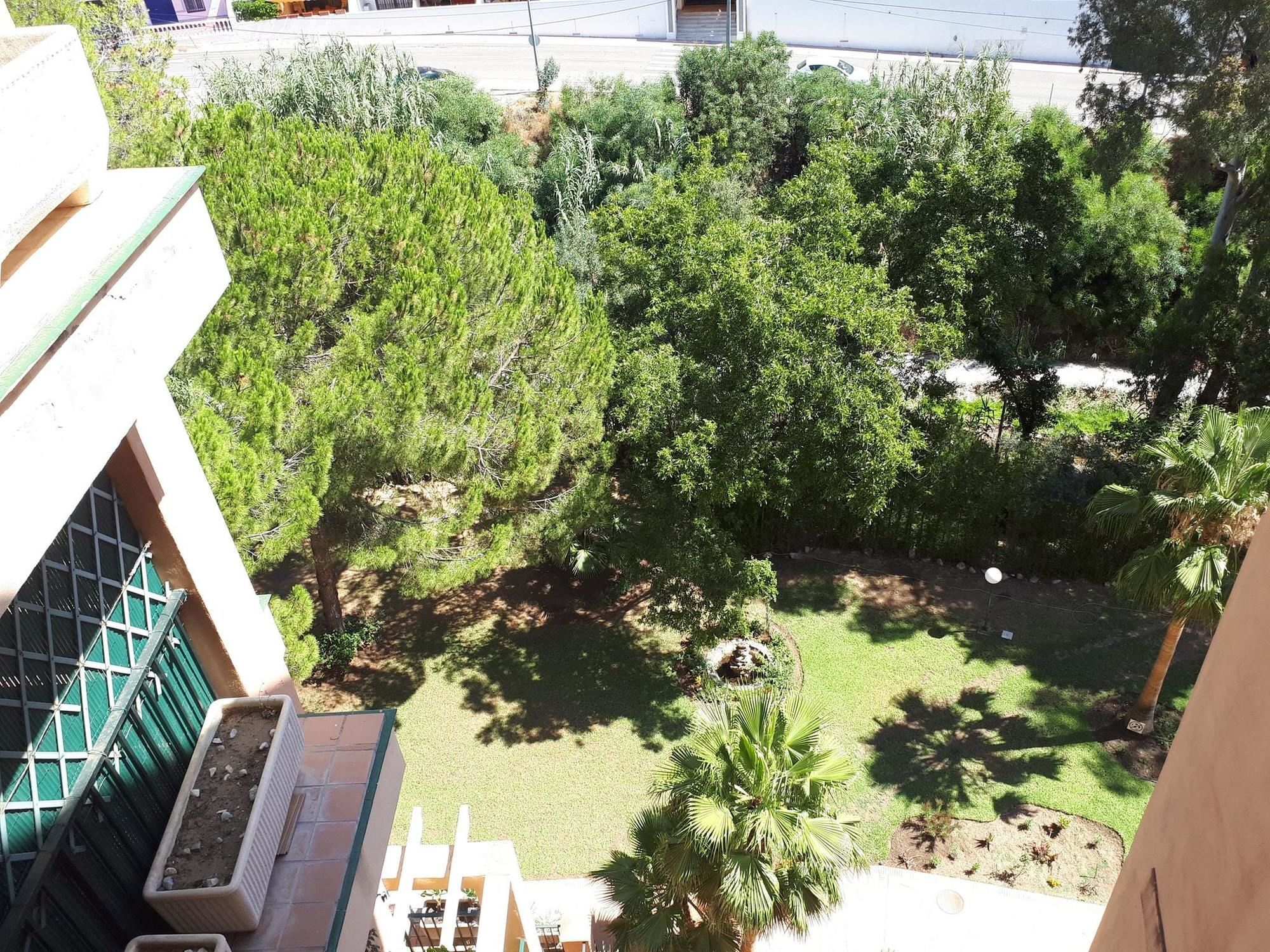 Apartment With 2 Bedrooms In Fuengirola, With Pool Access And Furnishe Buitenkant foto